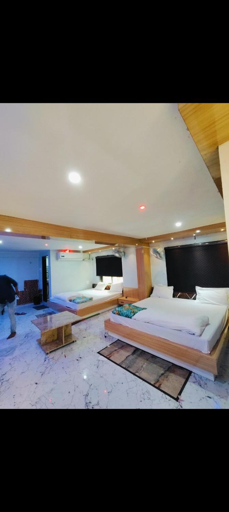 Hotel The Maheshwari Residency Ayodhya Exteriér fotografie
